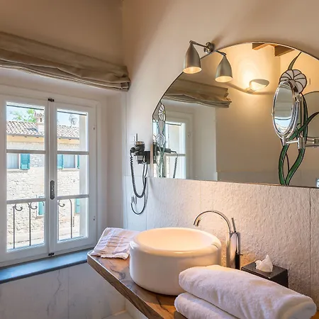 Borgo Cadonega بيت ريفي