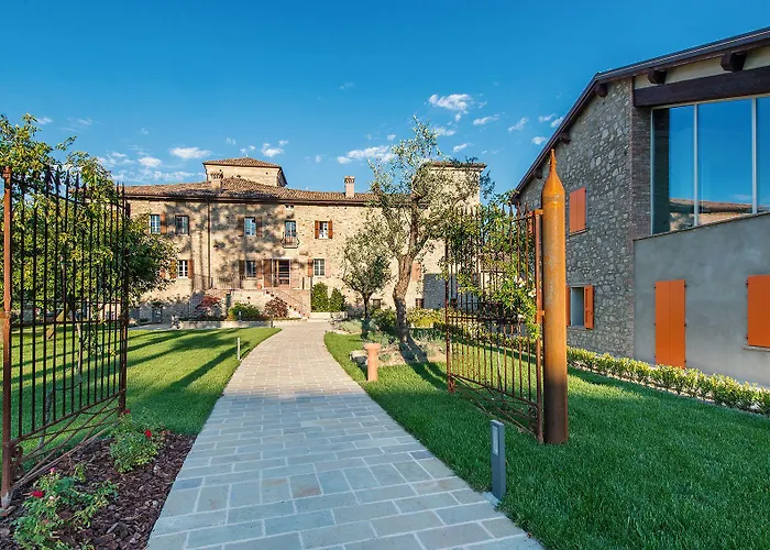 Borgo Cadonega אורחן 3*